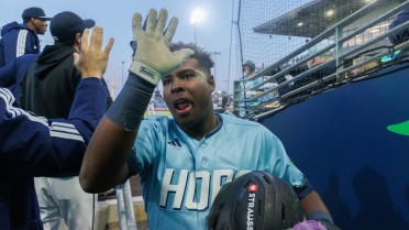 Soler's Two Homers Power Hops Past Dust Devils, Snap Seven-Game Skid