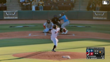 Winyer Chourio Ball to Cesar Quintas