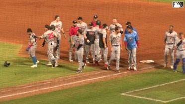 Gustavo Campero rips a walk-off single