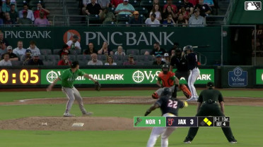 Bennett Hostetler homers (2) on a fly ball to left center field. Deyvison De Los Santos scores. Johnny Olmstead scores.