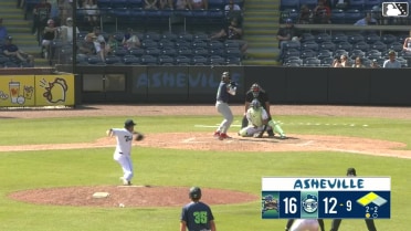 Gleider Figuereo singles on a ground ball to center fielder Justin Thomas Jr. Malcolm Moore scores. Paxton Kling scores.