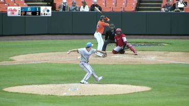 Reed Trimble singles on a line drive to right fielder Devin Saltiban. Elis Cuevas scores. Maikol Hernández to 2nd.