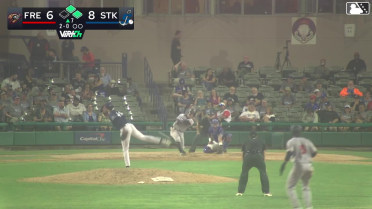 Carlos Renzullo grounds out softly, first baseman Cesar Gonzalez to pitcher Luis Burgos. Wilder Dalis scores. Cam Hassert to 3rd.