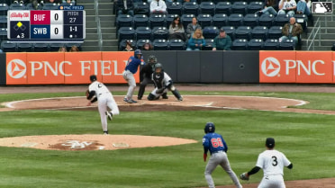 Ismael Munguia singles on a ground ball to left fielder Duke Ellis. Rafael Lantigua scores.