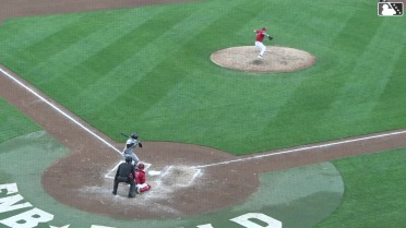 Alfonsin Rosario doubles (7) on a sharp line drive to left fielder Sam Petersen. Wuilfredo Antunez scores.