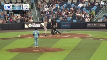 Kayson Cunningham's diving grab