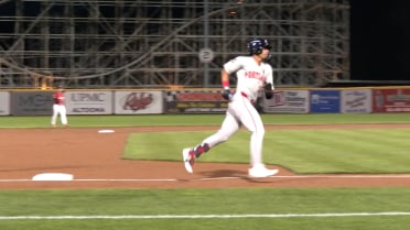 Franklin Arias' two-run homer