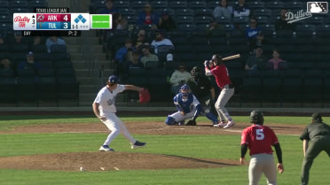 Bill Knight flies into a force out, center fielder Kendall George to shortstop Sean McLain. Caleb Cali scores. Charlie Pagliarini to 3rd. Nick Raposo out at 2nd. Bill Knight to 1st.