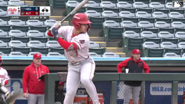 Seaver King singles on a sharp line drive to right fielder P.J. Hilson. Cortland Lawson scores. Johnathon Thomas to 3rd.
