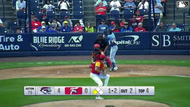 John Bay doubles (4) on a line drive to left fielder Raider Tello. Mitch Voit scores.