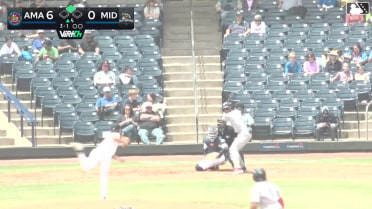 Druw Jones doubles (4) on a line drive to right fielder Jared Dickey. Junior Franco scores.