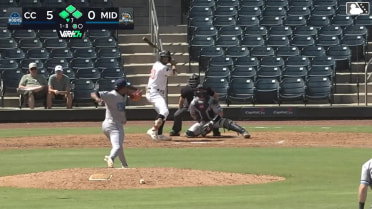 Cameron Leary doubles (21) on a sharp line drive to right fielder Tyler Whitaker. Jared Sprague-Lott scores. Ali Camarillo scores. Brennan Milone to 3rd.