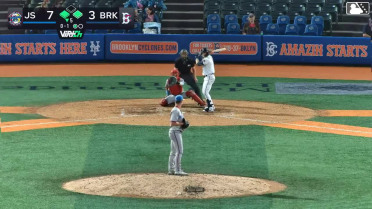 John Bay doubles (12) on a sharp fly ball to left fielder Tyler Miller. Mitch Voit scores. Ronald Hernandez to 3rd.