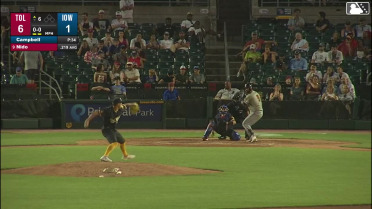 Tomás Nido homers (3) on a fly ball to left field.