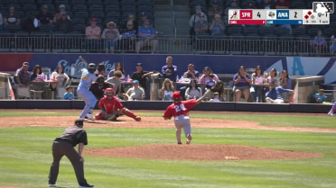 Jansel Luis grounds out to first baseman Dakota Harris. Adrian De Leon scores. Manuel Pena to 3rd.