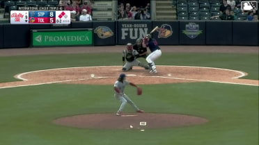 Marco Raya In play, run(s) to Eduardo Valencia