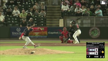 Christian Encarnacion-Strand triples (2) on a sharp line drive to right fielder Nelson Velázquez. José Barrero scores.