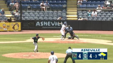 Alejandro Nunez doubles (9) on a fly ball to shortstop Carter Garate. Cesar Hernandez scores. Zach Daudet to 3rd.