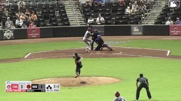Michael Trautwein walks. Yerlin Confidan scores. Cam Collier to 3rd. Austin Hendrick to 2nd.