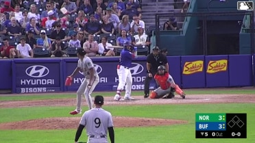 Yohendrick Piñango homers (6) on a fly ball to right center field.