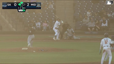 Colby Halter singles on a soft line drive to right fielder Tirso Ornelas. Joshua Kuroda-Grauer scores. Leo De Vries scores.