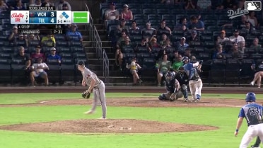 Jake Gelof doubles (22) on a line drive to left fielder Caden Kendle. Mike Sirota scores. Elijah Hainline scores.