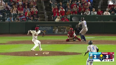 Avery Owusu-Asiedu homers (2) on a fly ball to center field. Cristofer Torin scores.