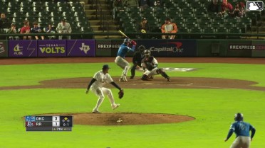 Alexis Díaz In play, run(s) to Michael Siani
