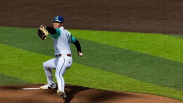 Hops Survive Ninth-Inning Threat in 4-2 Win