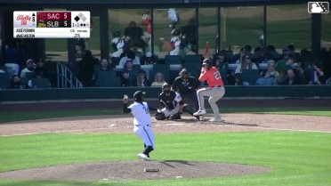 Jake Holton singles on a soft line drive to left fielder Yolmer Sánchez. Victor Bericoto scores.