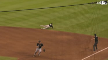 Terrin Vavra's diving stop