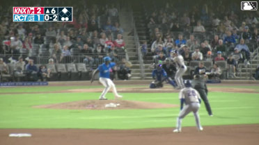 Karson Simas doubles (2) on a fly ball to left fielder David Calabrese. Edgar Alvarez scores.