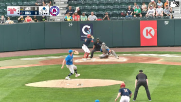 Leandro Pineda doubles (6) on a line drive to right fielder Nick Mitchell. Sam Petersen scores.