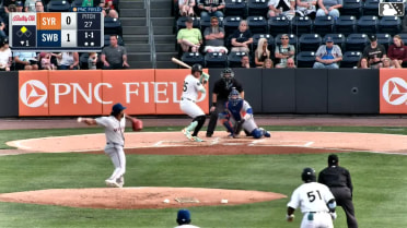 Oswaldo Cabrera doubles (13) on a line drive to right fielder Ryan Clifford. Yanquiel Fernández scores.