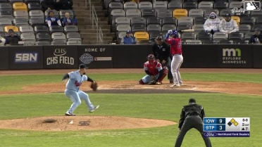 Dan Altavilla Ball to Jonathon Long