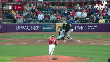 Adrián Sugastey doubles (1) on a ground ball to right fielder Brett Callahan. Diego Velasquez scores. Turner Hill scores.