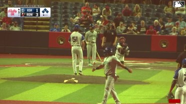 Alejandro Nunez doubles (1) on a line drive to left fielder Owen Carey. Justin Thomas scores. Freuddy Batista scores. Ethan Frey to 3rd.