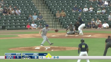 Jhosmmel Zue out on a sacrifice fly to left fielder Jaden Fauske. Henry Ramos scores. Yandel Ricardo to 3rd.
