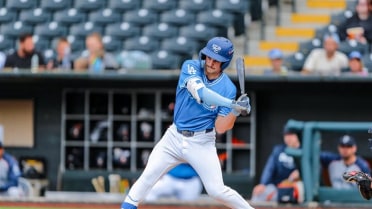 Freeland Drives in Six as Comets Roll Again