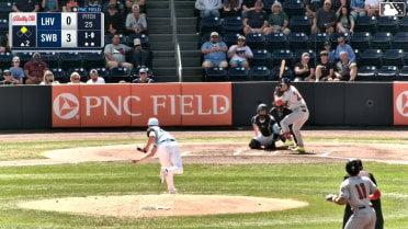 Adam Kloffenstein In play, run(s) to Dylan Moore