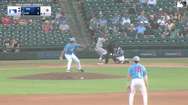 Kole Myers doubles (4) on a fly ball to left fielder Cameron Sisneros. Frank Rodriguez scores.