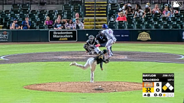Jamari Baylor doubles (3) on a sharp line drive to right fielder Cristian Jauregui. AJ Salgado scores.