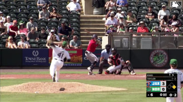 Brayden Taylor homers (3) on a fly ball to right center field. Kemp Alderman scores.