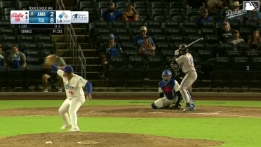 Jansel Luis singles on a ground ball to third baseman Logan Wagner. Avery Owusu-Asiedu scores.