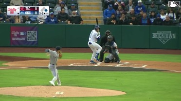 James Tibbs III doubles (6) on a line drive to right fielder Brennen Davis. Ryan Fitzgerald scores.