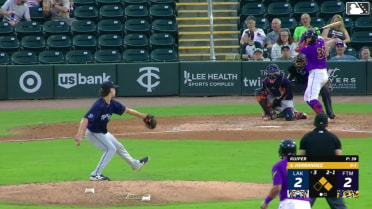 Cash Kuiper In play, out(s) to Luis Hernandez