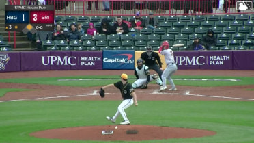 Sam Petersen homers (3) on a fly ball to left field. Cayden Wallace scores.