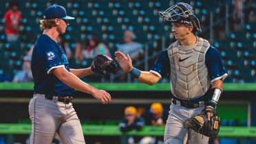 Hooks Rally in Eighth for Third Straight Win
