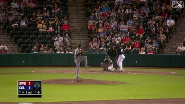 Jhonkensy Noel hits two homers, including a walk-off