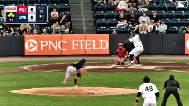 Michael Sansone In play, run(s) to Tyler Hardman